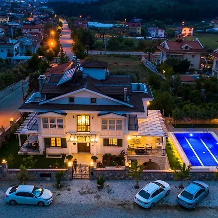 Villa Tn - - Adult Only *
