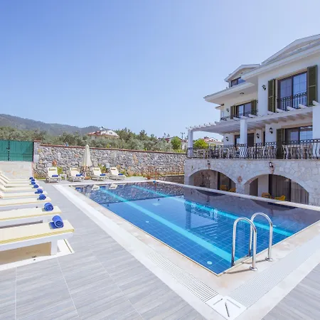 Tn - (adults Only) Vila