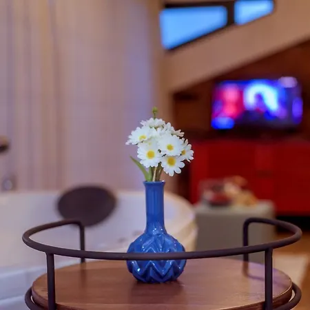 Villa Tn - - Adult Only